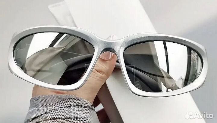 Солнцезащитные очки