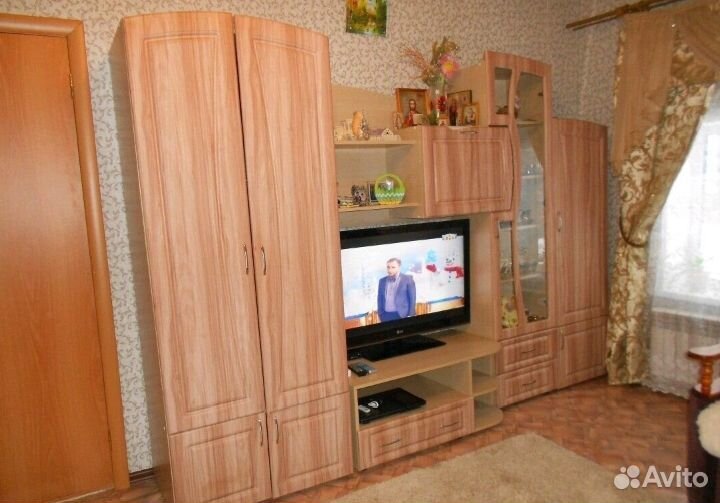 Стенка в гостиную. Бронь