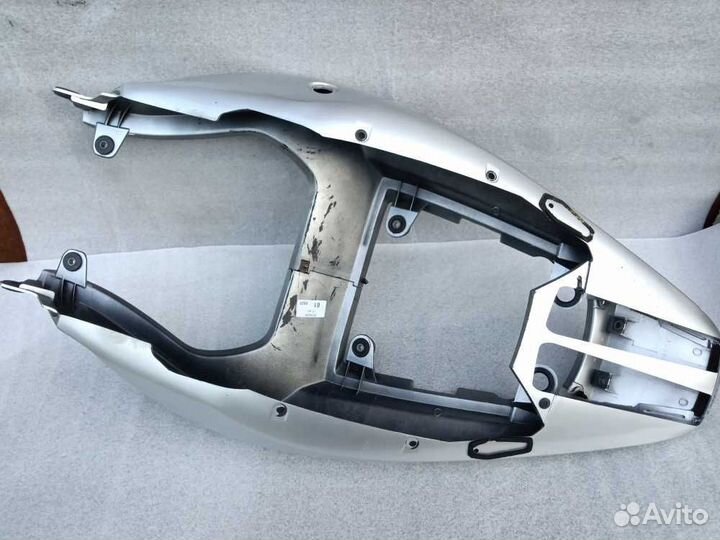 Пластик хвоста SV1000