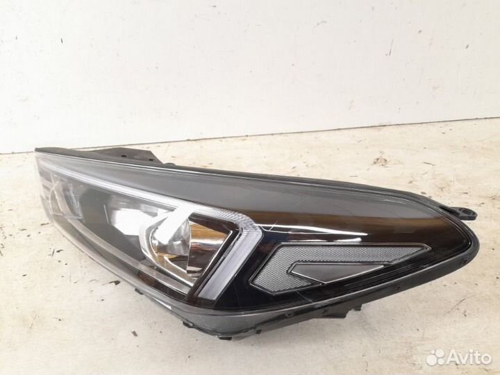 Фара левая Hyundai Tucson 3 2015