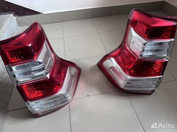 Фараы задние тойота прадо 150