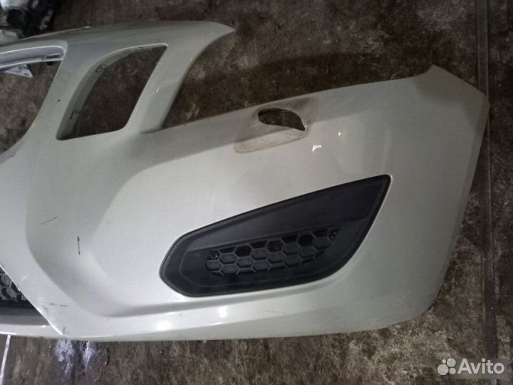 Бампер передний Volvo S60