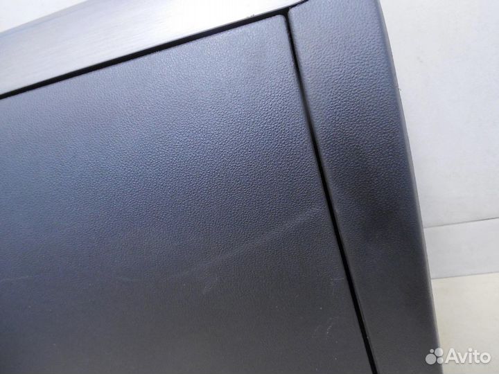 Бардачок Jetta 2011