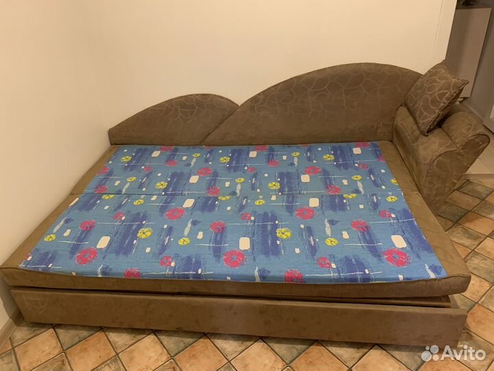 Продам диван бу