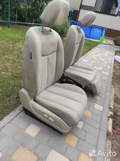 Сиденье teana