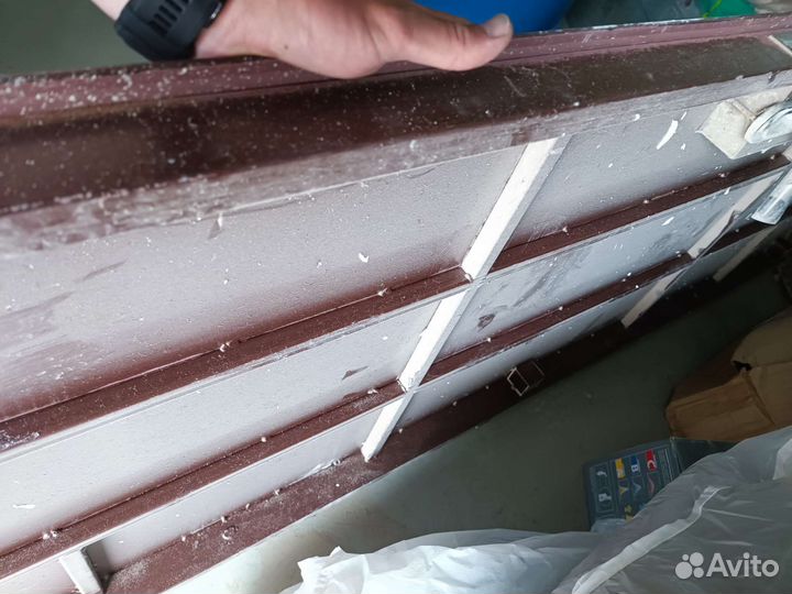 Металлическая дверь бу