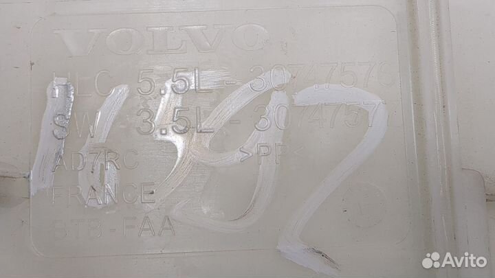 Бачок омывателя Volvo S60 2018, 2020