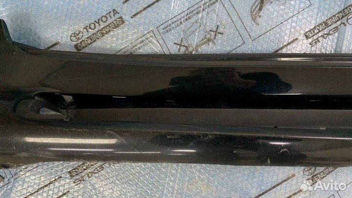 Накладка на подножку правая Toyota Land Cruiser