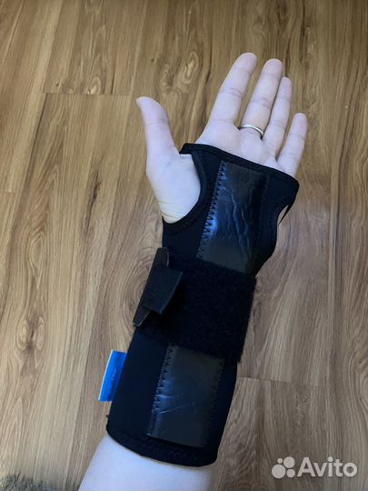 Ортез на лучезапястный сустав