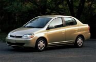 Toyota Platz XP10 (1999—2005) Седан