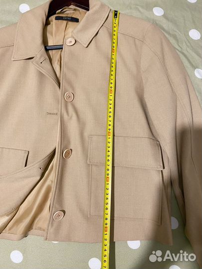 Жакет бежевый 40-42