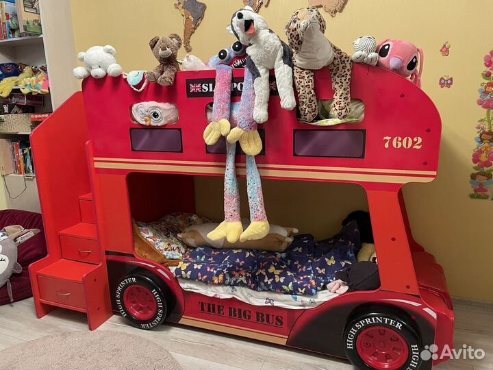 Двухъярусная кровать автобус