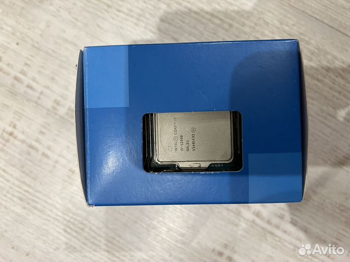 Intel core i5 12500