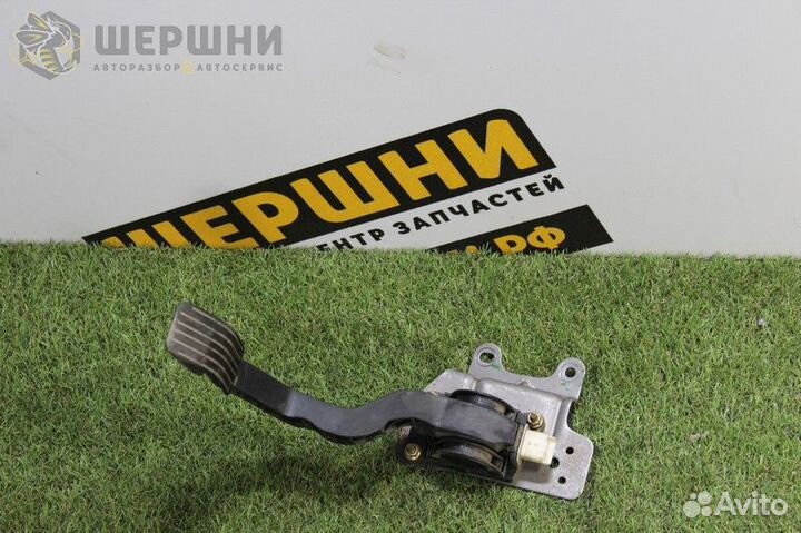 Педаль газа Peugeot 206 (1601Q2 (Б)