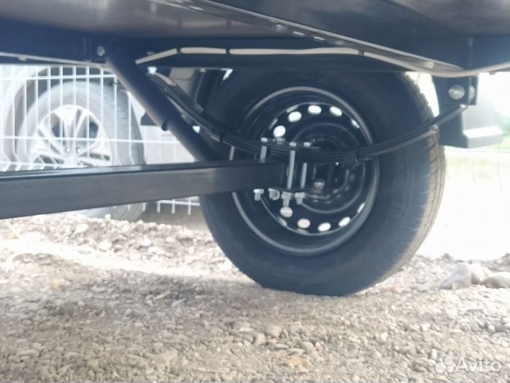 Прицеп на легковой автомобиль