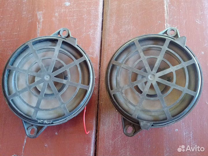 Передние динамики от Toyota Aygo