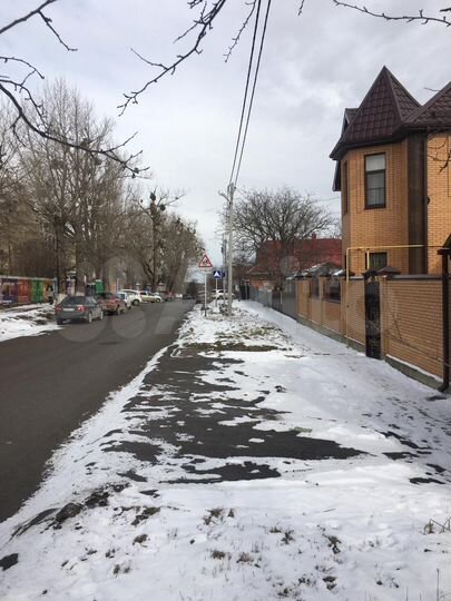 Дом 210 м² на участке 4 сот.