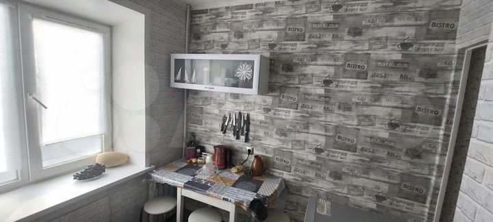 4-к. квартира, 64 м², 2/5 эт.