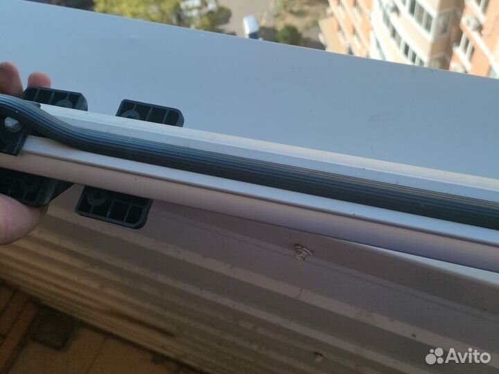 Багажник на крышу автомобиля универсальный