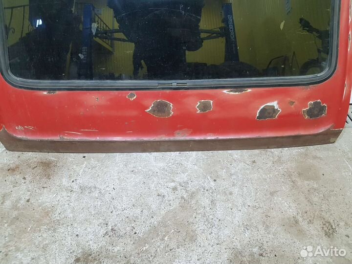 Крышка багажника niva 2121