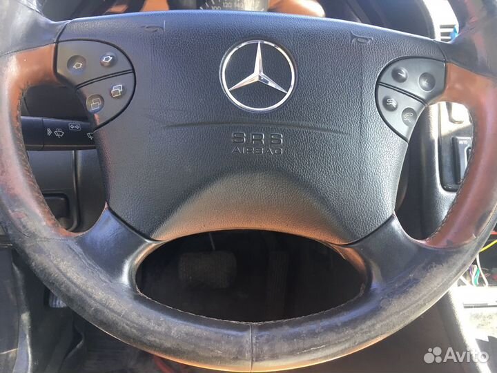 Руль Mercedes w208