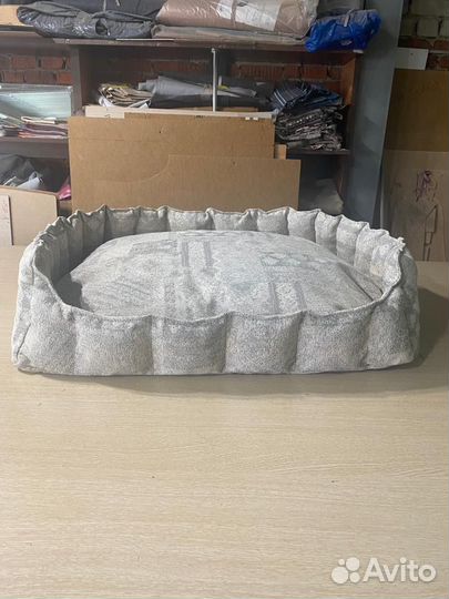 Лежанка для большой собаки новая