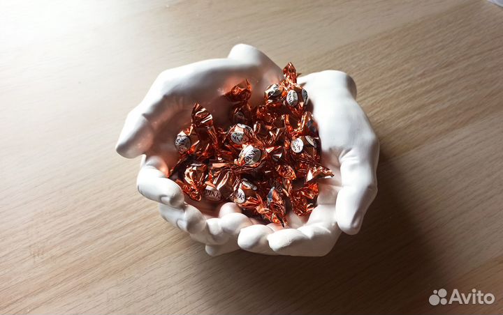 Руки из гипса