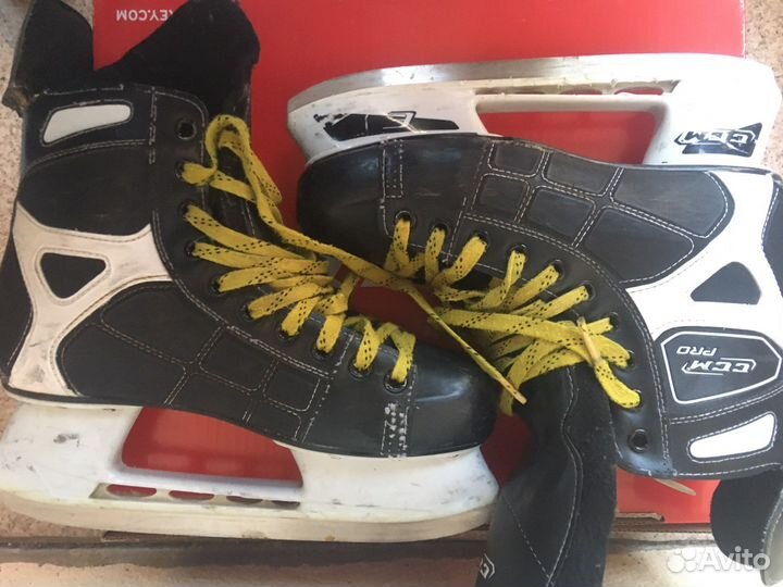 Коньки хоккейные 43 размер