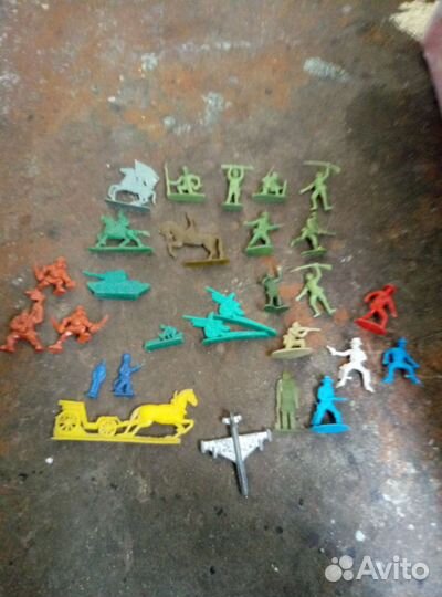 Солдатики ссср,ковбои,орки,самолетик алюм