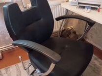 Парикмахерское кресло с подголовником бу