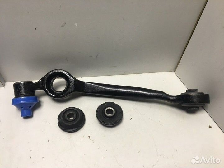 Рычаг передний правый Audi 100 C4 (1991-1994)