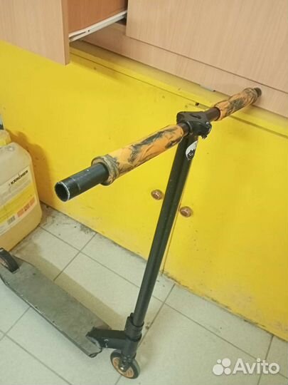 Трюковой самокат