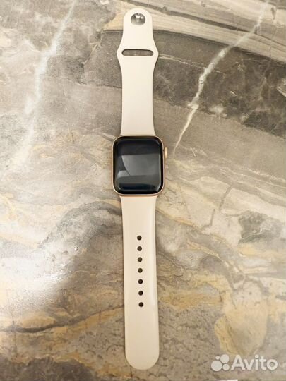 Apple watch series 5 40mm Gold