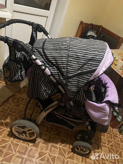 Прогулочная коляска
