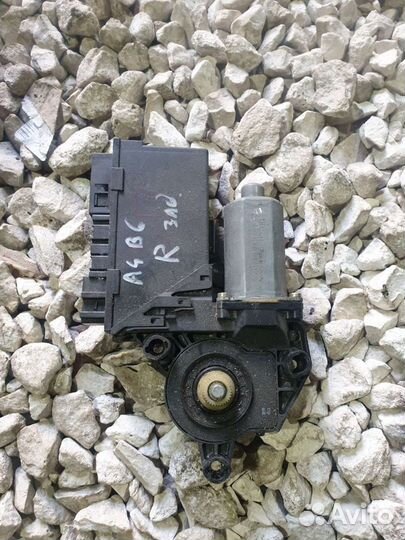 Моторчик стеклоподъемника задний правый Audi A4 B6