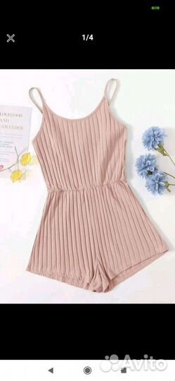 Комбинезон на бретельках в рубчик