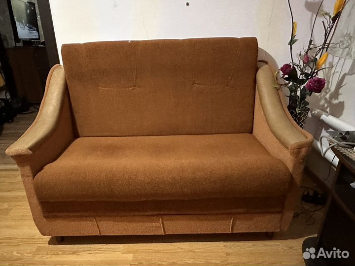 Диваны малогоборитные