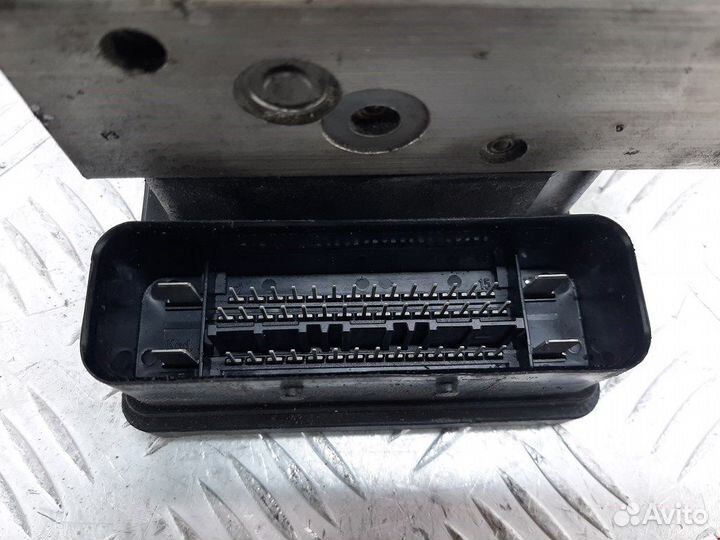 Блок ABS для Volvo S60 1 8671224