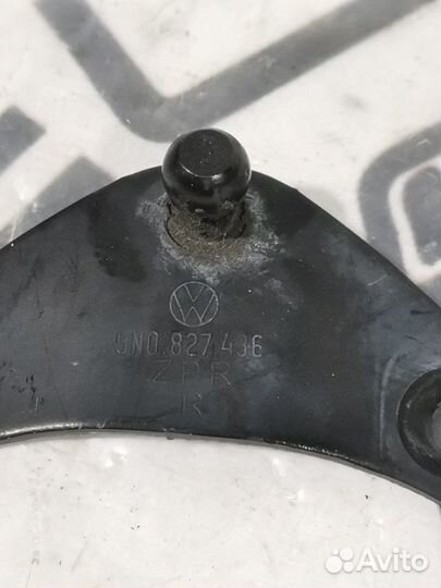 Опора газового амортизатора Volkswagen Tiguan 200