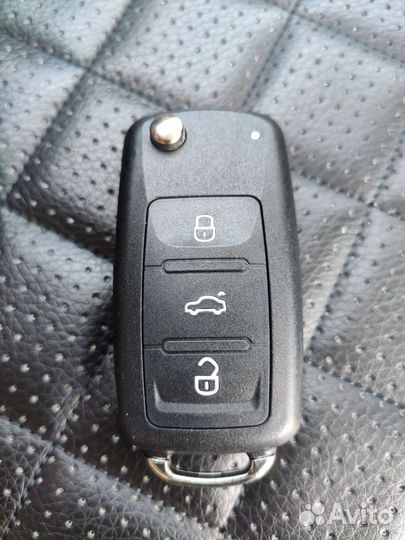 Ключ зажигания vw 5k0837202ad