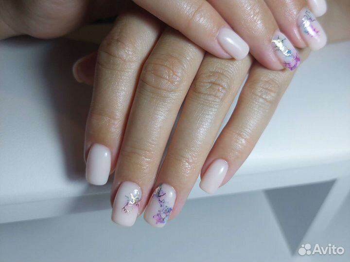 Маникюр, педикюр