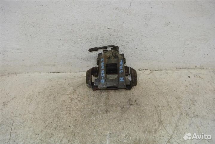 Суппорт задний правый Jeep Grand Cherokee WK2 201