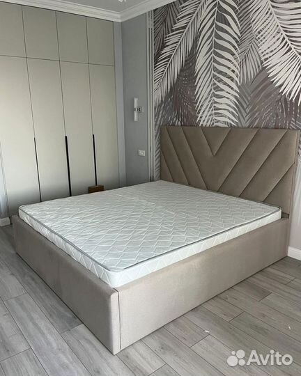 Кровать двухспальная на заказ