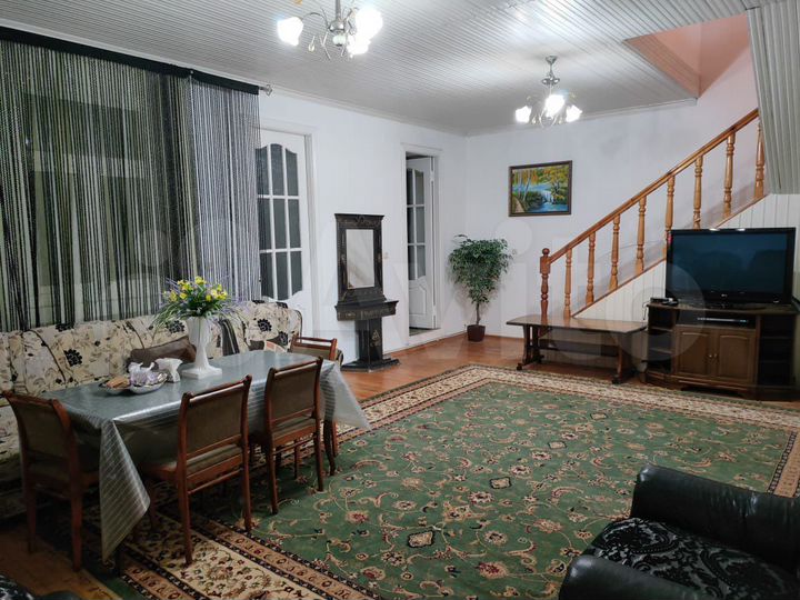 Дача 200 м² на участке 4 сот.