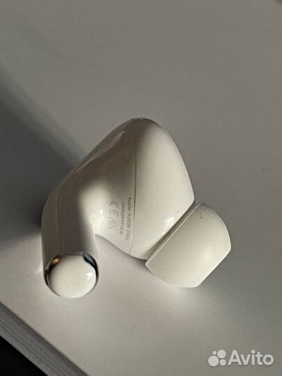 Левый наушник Apple Airpods Pro 2