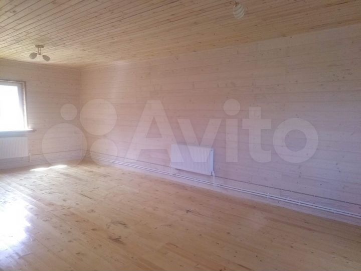 Дом 155 м² на участке 5 сот.