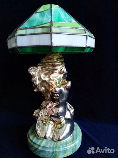 Лампа настольная