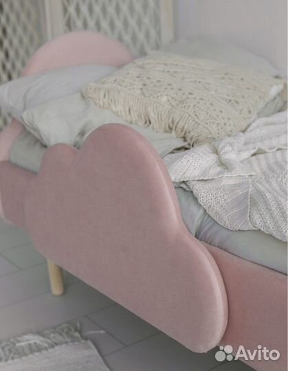 Детская кровать от 2 лет с бортиками мягкая