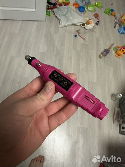 Лампа и бор машинка для маникюра