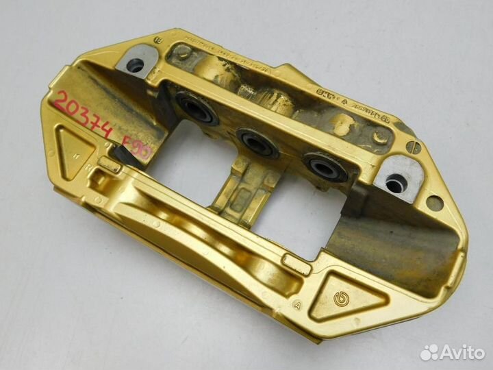 Суппорт передний правый BMW 5-Series/M5